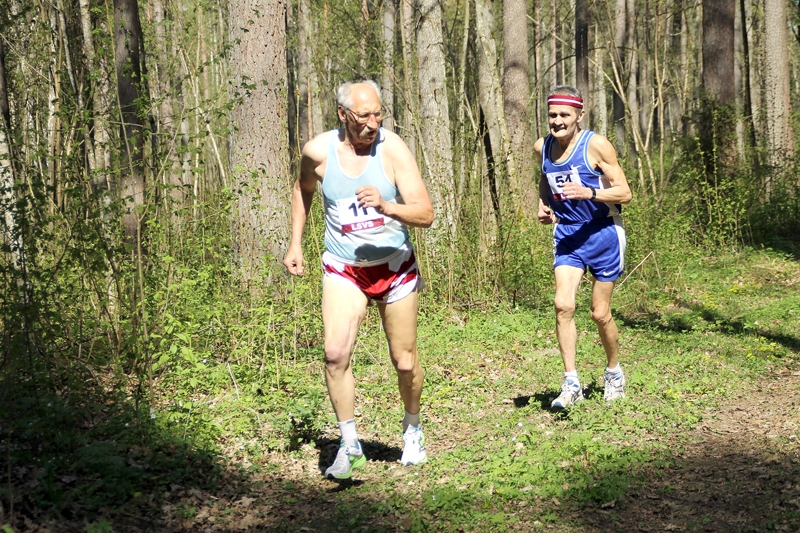 Ojārs Pārums ar ātru finišu ieguva zelta medaļu krosā.
Autors: Uldis Varnevičs