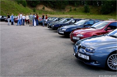 Latvijas Alfa Romeo īpašnieku klubs dibināts 2003. gada 9. augustā ar mērķi vienot leģendārā itāliešu autoražotāja spēkratu fanus Latvijā.
Autors: alfaclub.lv
