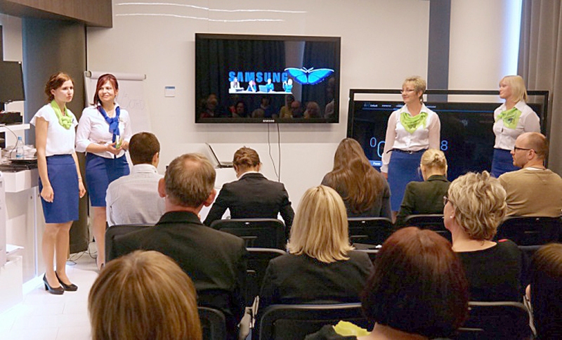 Bauskas sākumskolas komanda sevi prezentē konkursa pusfinālā.
Autors: no sākumskolas arhīva