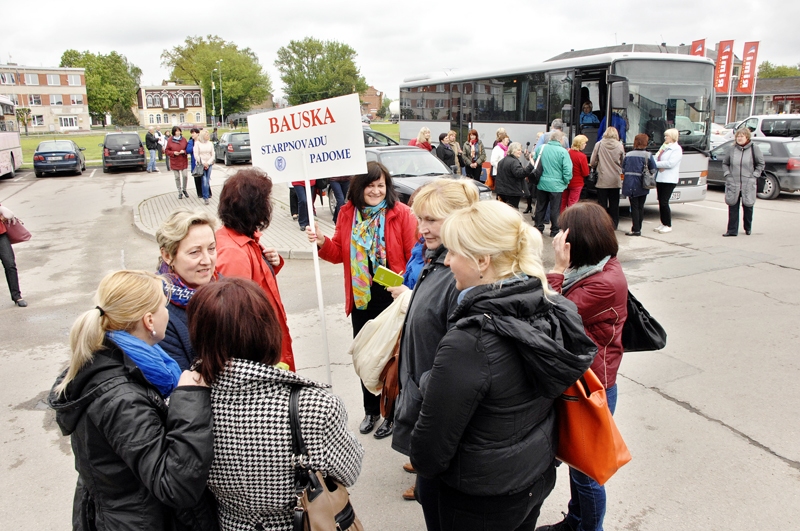 Bauskas novada pedagogi dodas uz mītiņu Rīgā.
Autors: Ivars Bogdanovs