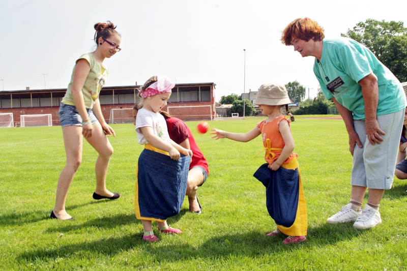 «Ķengursomu» sacensībās pagājušajā gadā iesaistījās arī paši mazākie sportisti. 
Autors: Foto no «Bauskas Dzīves» arhīva.