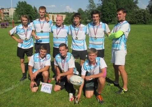 Vecumnieku novada regbija komanda. 
Autors: lv.regbijs.eu