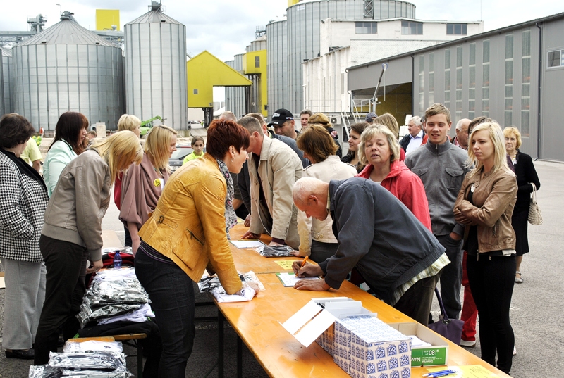 Mūspuses zemnieki kuplā skaitā piedalījās lauku dienā Elejā, kopumā reģistrējušies bija teju 500 apmeklētāju.
Autors: Māris Krūmiņš