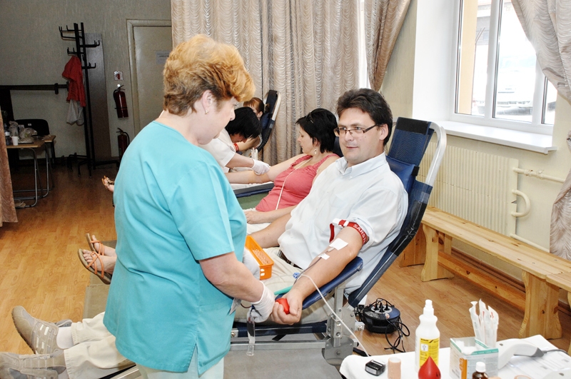 Aigars Sniedzītis no Bauskas nolēma ziedot asinis, lai palīdzētu kādam glābt dzīvību. 
Autors: Ivars Bogdanovs