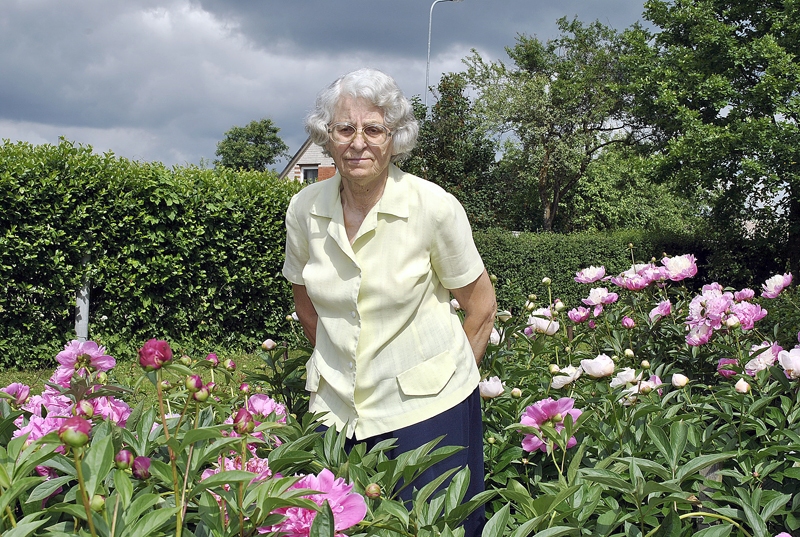 Peoniju un jasmīnu ziedēšanas laikā Judītei Lavrinovičai pienākusi 80. jubileja.
Autors: Māris Krūmiņš