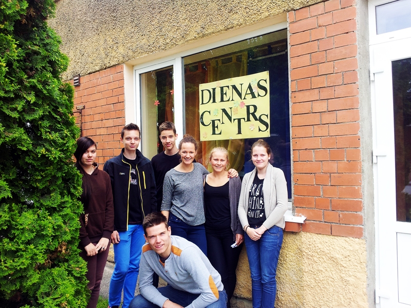 «Iecavnīcā», dienas centrā, katru darbdienu no pulksten 9 līdz 13 strādā Iecavas novada jaunieši. 
Autors: Foto – Ginters Plukass