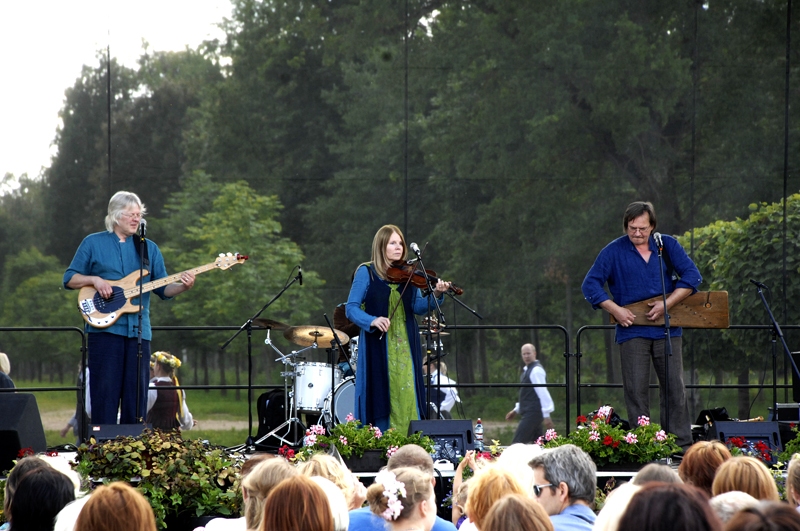 «Iļģu» muzicēšana daudziem svētku apmeklētājiem sagādāja īpašu prieku.
Autors: Foto – Ivars Bogdanovs