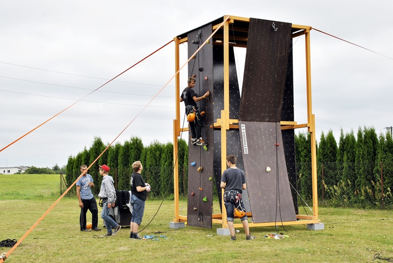 Alpīnisma tornis raisīja dalībnieku lielāko interesi.
Autors: Ieva Elizabete Ērgle