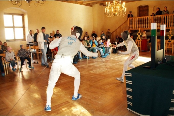 Pērn paukošanās tika rīkota Bauskas pilī, nu tā notiks pils pagalmā.
Autors: no 