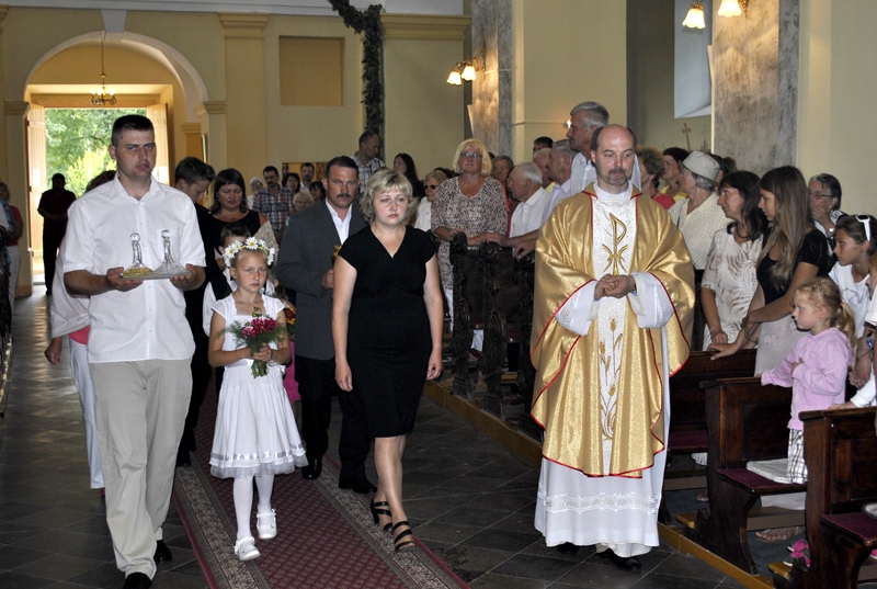 Ģimenēm veltītajā Svētajā misē Skaistkalnes katoļu baznīcā. 
Autors: Māris Krūmiņš