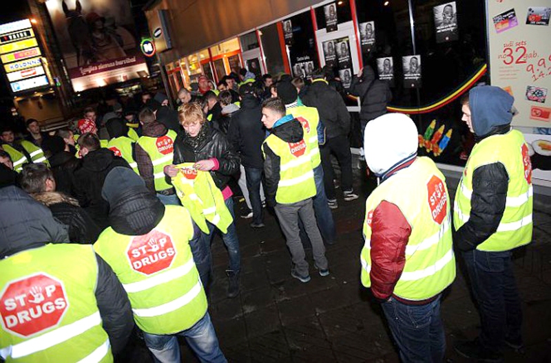 Kampaņā pret «spaisa» lietošanu piedalās cilvēki, kuriem rūp jauniešu veselība un nākotne.
Autors: No ziņu aģentūras LETA.