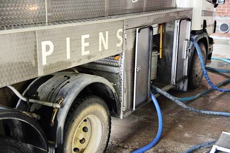 Pēc Krievijas aizlieguma ievest mūsu lauksaimniecības produkciju tā ir pastiprināti jāizmanto uz vietas.
Autors: No llkc.lv.