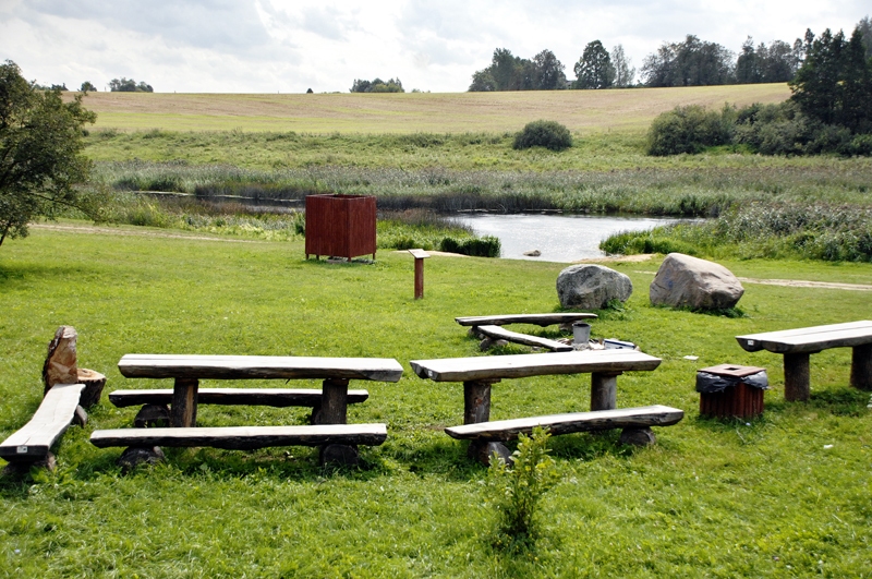 Ceraukstes pagasta peldvietā pie Mūsas ciema iedzīvotāji pēc savas iniciatīvas ir veikuši papildu labiekārtošanas darbus.
Autors: Ivars Bogdanovs