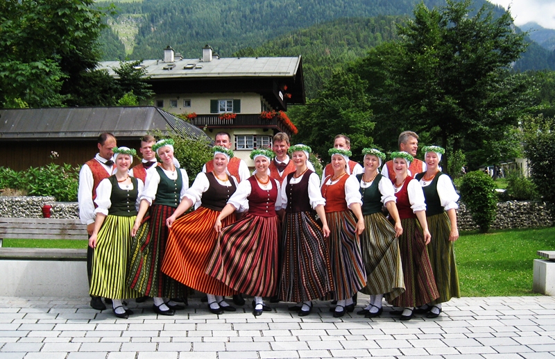 Bavārijā aizritēja deju kopas otrais koncerts. 
Autors: no personiskā albuma