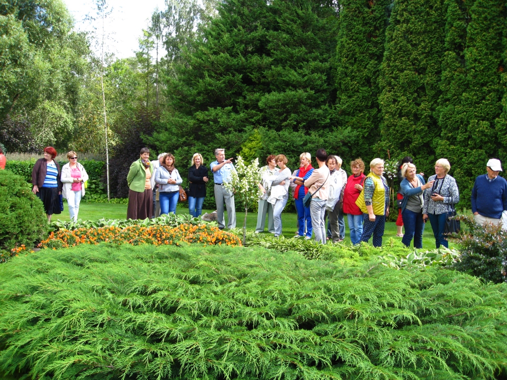 Konkursa «Bauskas novada rota» dalībnieki pirms pāris dienām devās pieredzes apmaiņas braucienā uz Dobeli.
Autors: Andra Matuļenko