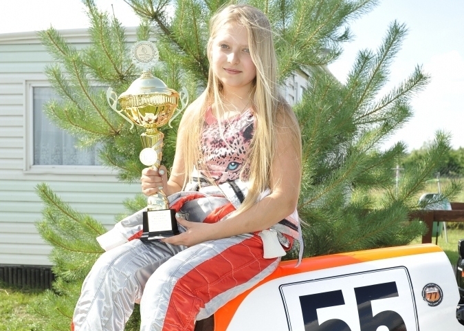 Endija Zaumane
Autors: No albuma.