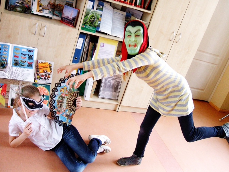 Masku darbnīca bibliotēkā. 
Autors: no Bauskas bērnu bibliotēkas albuma