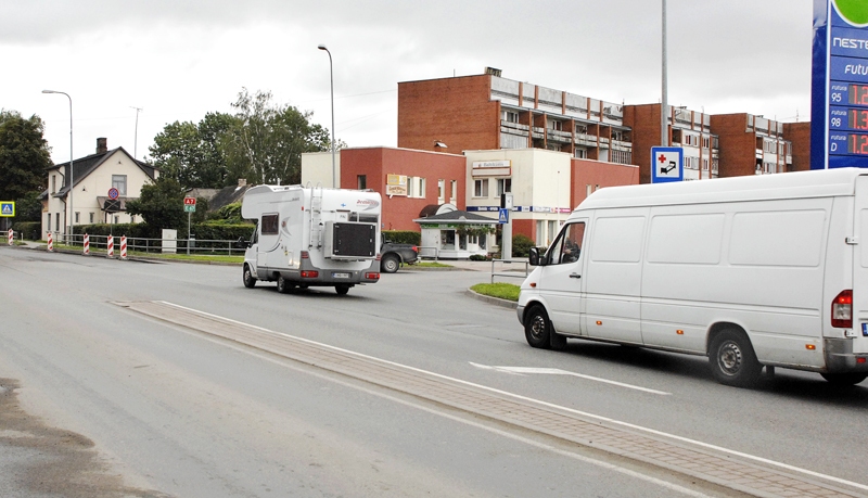 Ceļā no Rīgas transporta plūsmu no Zaļās ielas novirzīs uz Pionieru ielu.
Autors: Ivars Bogdanovs