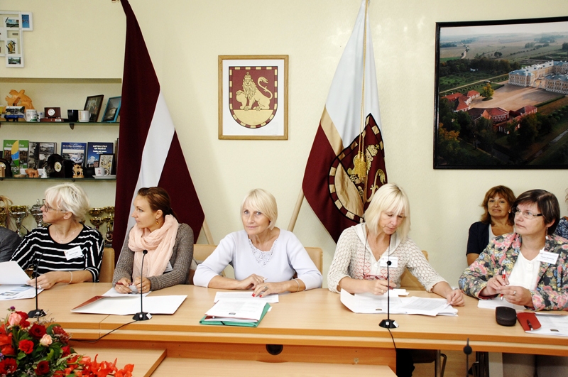 Vērtēšanas komisija izzināja Rundāles novada pašvaldības spēju nodrošināt dzīves kvalitāti.
Autors: Ivars Bogdanovs