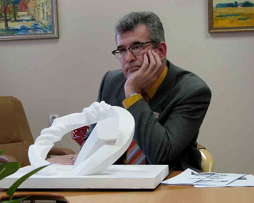 Bauskas novada domes priekšsēdētāja amatā Raitis Ābelnieks nostrādājis nedaudz vairāk par gadu un nu piedzīvo savas demisijas pieprasīšanu. 
Autors: Vilnis Auzāns