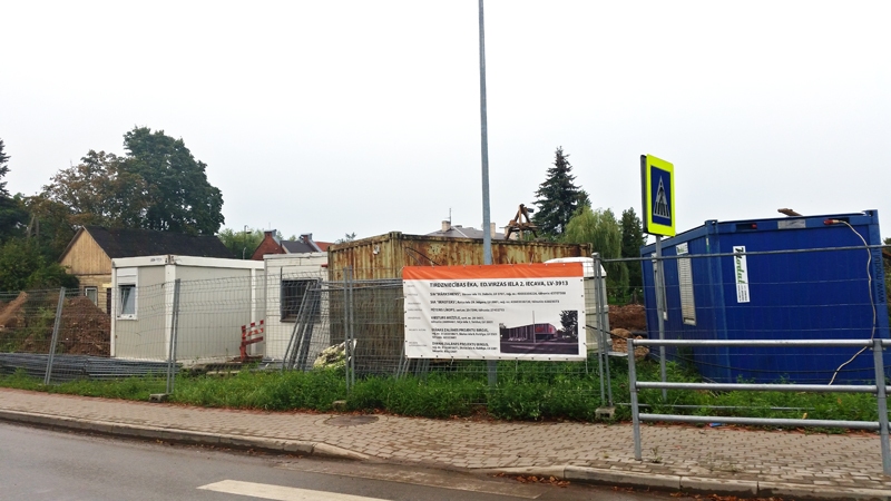 Iecavā sākta lielveikala «top!» būve Edvarta Virzas un Baldones ielas stūrī.
Autors: Gita Kravala 