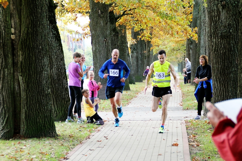 Magnus Zalsters (163. numurs) izmanto «Endomondo» aplikāciju. 
Autors: Uldis Varnevičs