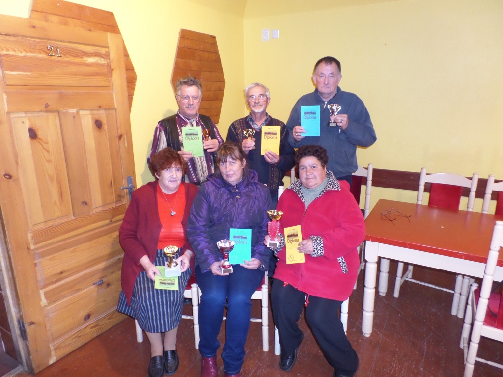 Revelīta turnīra trešā posma kausu ieguvēji no Invalīdu sporta un rehabilitācijas biedrības «Bauska».
Autors: Jānis Jegorovs