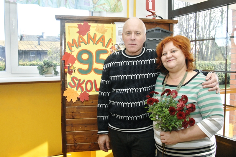 Roze Bruģe un Dainis Cipulis, Bauskas pilsētas pamatskolas pedagogi, izglītības darbam veltījuši vairāk nekā 30 gadus.
Autors: Ivars Bogdanovs