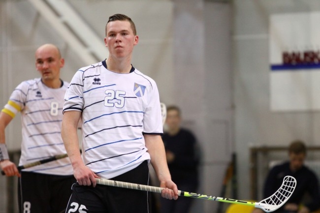 Toms Niedre (25. numurs) ar diviem vārtu guvumiem un rezultatīvu piespēli atzīts par labāko spēlētāju FK «Bauska» rindās. 


Autors: sportsbauska.lv