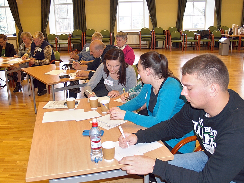 Kopienu nedēļas seminārs Iecavā pulcēja ap 20 vairāku novadu sabiedrības aktīvistu.
Autors: Ieva Elizabete Ērgle