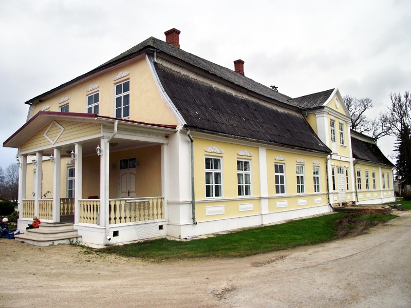 Codes muiža kļūst aizvien skaistāka, lēnām atgūstot pirmreizējo izskatu.
Autors: Artūrs Dulbe