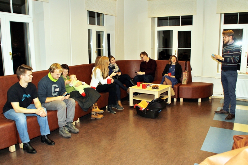 Seminārs sākās ar visu sanākušo kopēju «iečivināšanos» sociālajā interneta vietnē.
Autors: Uldis Varnevičs