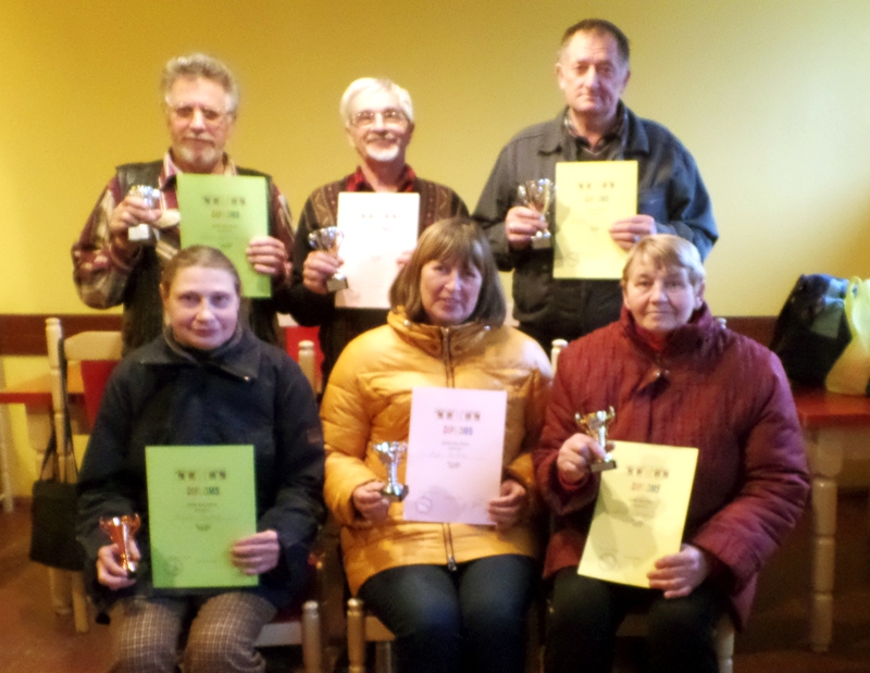 Pēdējā revelīta posma uzvarētāji – Jānis Jegorovs (no kreisās), Rihards Gailītis, Aivars Vancāns, Regīna Punkele (no kreisās), Lija Bulāne, Aina Slucka.
Autors: no J. Jegorova albuma. 