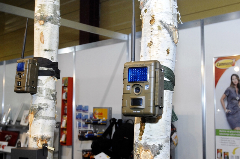 Izstādē Ķīpsalā medniekiem piedāvāja dažādas kameras novērošanai un bilžu nosūtīšanai.
Autors: Ivars Bogdanovs