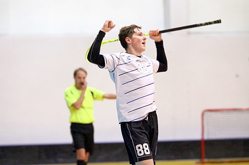 Rolands Kovaļevskis guva četrus vārtus un tika atzīts par komandas «Bauska» labāko spēlētāju šajā mačā.
Autors: Elīna Gruncka