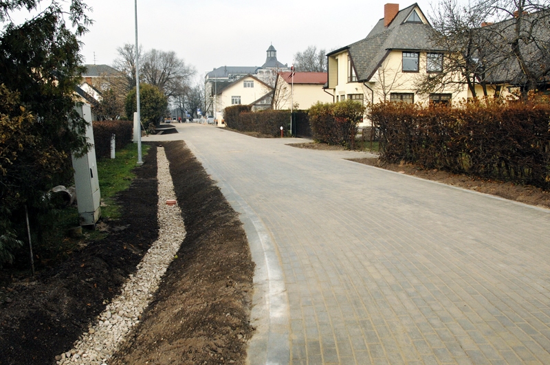 1. maija iela Bauskā pēc rekonstrukcijas ieguvusi pilnīgi citu veidolu. 
Autors: no «Bauskas Dzīves» arhīva