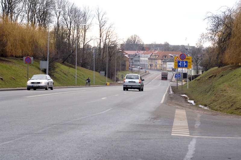 Policija vienu no stacionārajiem fotoradariem iecerējusi uzstādīt Kalna ielā, iebraucot Bauskā no Rīgas puses. 
Autors: Ivars Bogdanovs