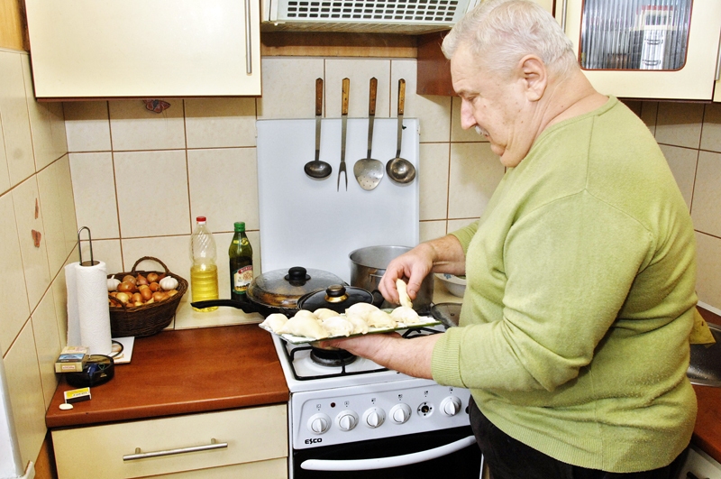 Andrejs Robežnieks pēc mammas receptes gatavotos virteņus iecienījis trīs dažādās variācijās.
Autors: Ivars Bogdanovs