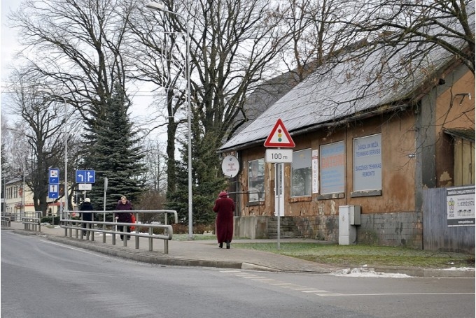 Rīgas iela 16 Iecavā, kur bija plānots atvērt spēļu zāli 