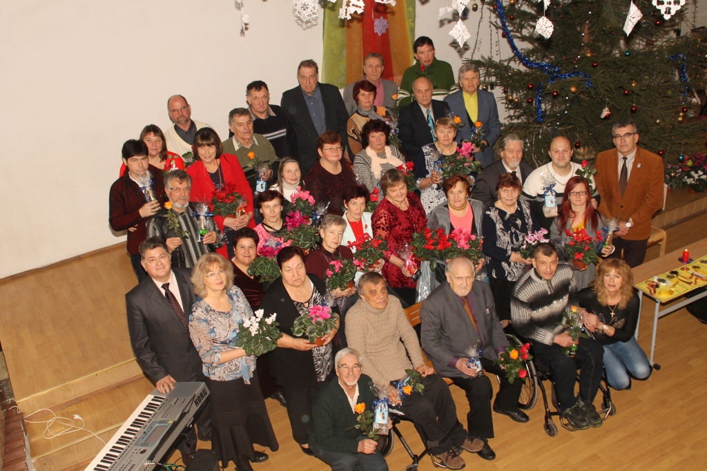 Invalīdu sporta un rehabilitācijas biedrības «Bauska» sportisti un viņu atbalstītāji. 
Autors: Uldis Varnevičs