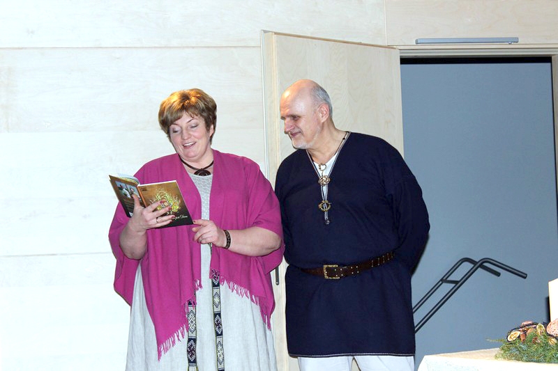 Aelita un Juris Batņas grāmatā apkopojuši savu pirts rituāla pieredzi.
Autors: Eva Vlasova