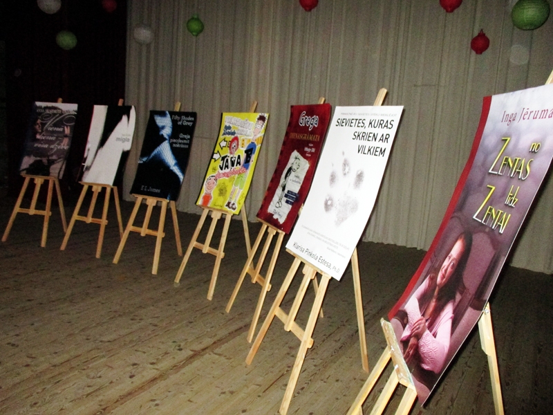 Visi 2014. gada lasītāko grāmatu konkursam pieteikto izdevumu plakāti tika eksponēti Lielās lasītāju balvas noslēguma sarīkojuma zālē Salacgrīvā.
Autors: Māra Kuļikauska 