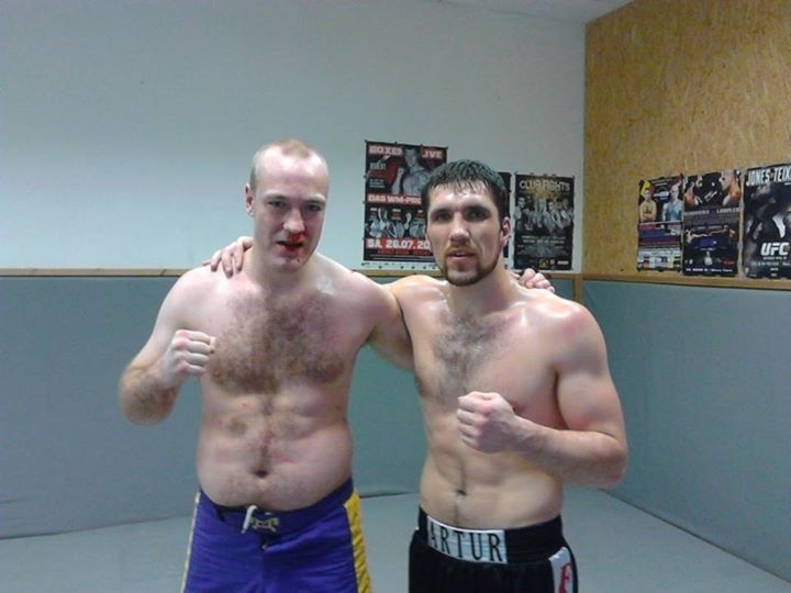 Artūrs Kuļikauskis (no labās) un Oļegs Lopajevs pēc fināla cīņas. 
Autors: No albuma.