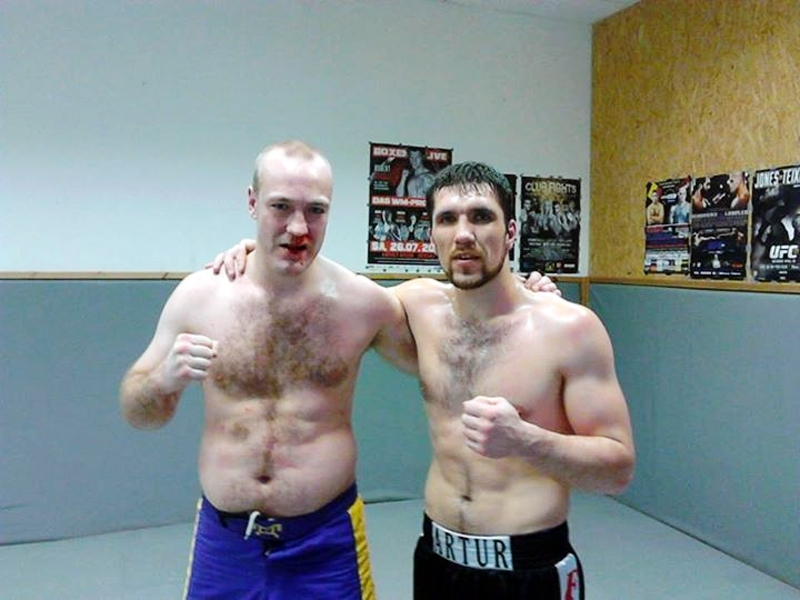 Artūrs Kuļikauskis (no labās) un Oļegs Lopajevs pēc fināla cīņas. 
Autors: no A. Kuļikauska albuma