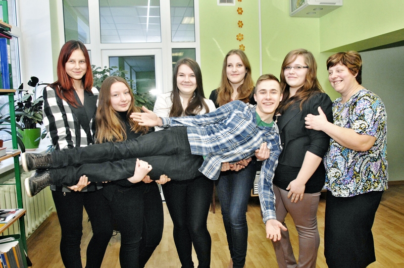 Valles vidusskolas 12. klase.
Autors: Ivars Bogdanovs