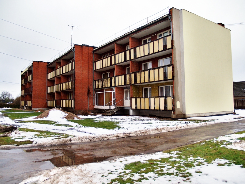 Skolas ielas 1. nama galasienu siltinājums tiek uzskatīts par apmierinoši paveiktu darbu.
Autors: Madara Ērgle