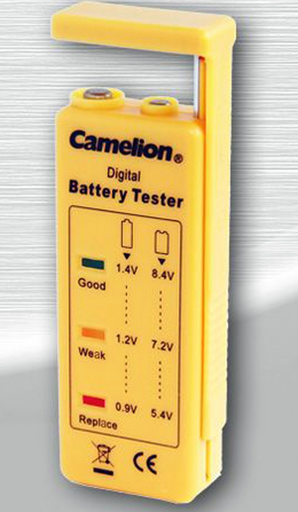 Vienkāršākie bateriju testeri ir diezgan lētas nelielas ierīces.
Autors: no camelion.com.