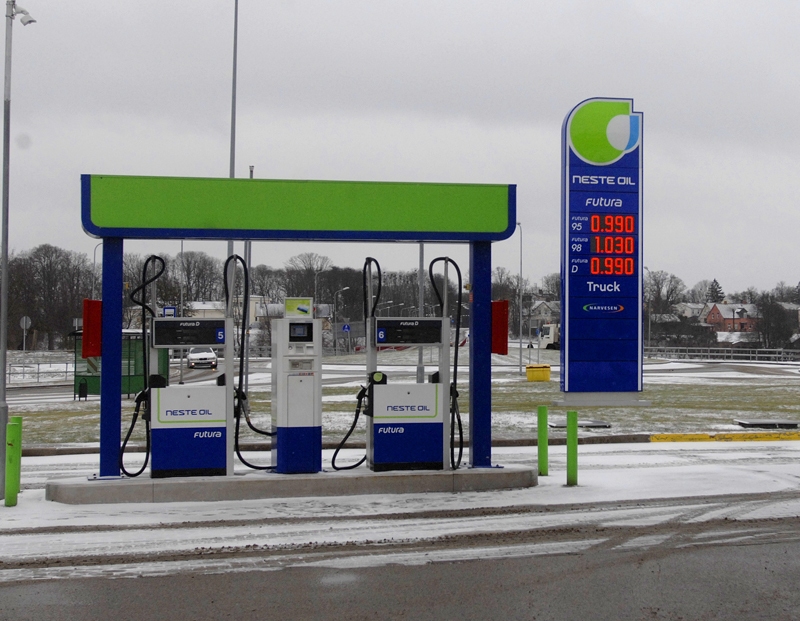 Autobraucējus trešdienas, 21. janvāra, rītā patīkami pārsteidza cenu norādes degvielas uzpildes stacijās. 


Autors: Ivars Bogdanovs