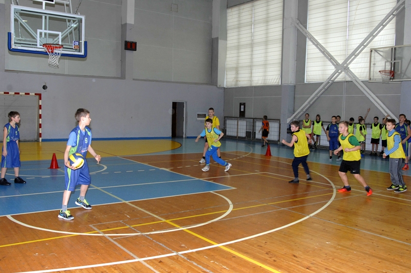 Tautas bumbas sacensības 2003./2004. gadā dzimušiem Bauskas un Rundāles novada skolēniem 23. janvārī ritēja ļoti spraigi.
Autors: Ivars Bogdanovs