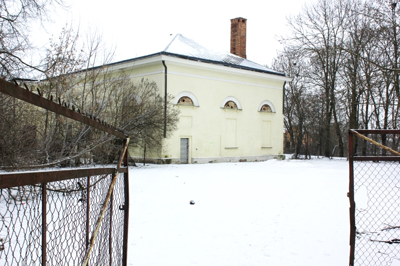 «Stiga» aiz bijušā Bauskas kinoteātra – viena no kartētajām vietām, kur jaunieši pavada brīvo laiku.
Autors: Renārs Manuilovs